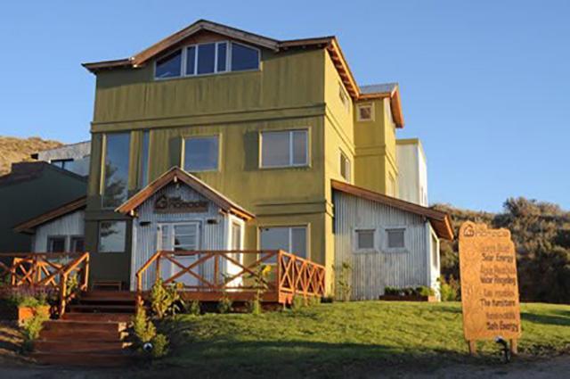 Del Nomade Hosteria Ecologica Puerto Pirámides Exterior foto